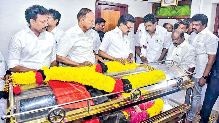 திமுக முன்னாள் எம்பி எல்.கணேசன் காலமானார்