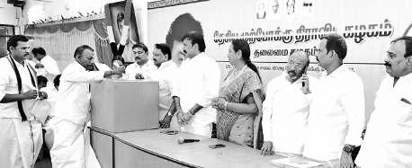 விளையாட்டு பயிற்றுநர் பணியிடம் விண்ணப்பிக்க இணையதளம்