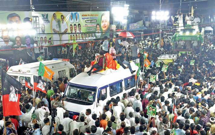 '"""நோயாளி இல்லாமல் வந்தால் ஓட்டுபவர் பேண்ட்டாக மாறுவார்' ஆம்புலன்ஸ் டிரைவருக்குள் நடப்பா மிரட்டல்"