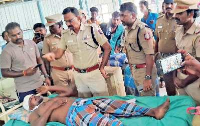 பொதுமக்கள் மீது தாக்குதல்; ஏட்டுகளுக்கு அரிவாள் வெட்டு தப்ப முயன்ற ரவுடி கும்பல் மீது போலீசார் துப்பாக்கி சூடு