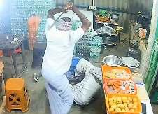 இரட்டை கொலையை ஸ்டேட்டஸ் வைத்த ஏட்டு, 2 காவலர்கள் ஆயுதப்படைக்கு மாற்றம்