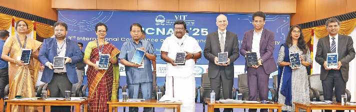அறிவியல் கண்டுபிடிப்புகளை சமூக தேவைகளுடன் இணைக்க வேண்டும்