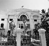 அமாவாசை என்பதால் அதிமுகவில் விருப்ப மனு விநியோகம் மும்முரம்