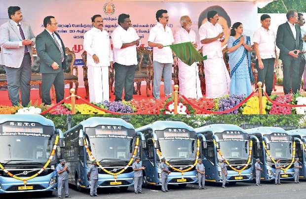 அரசு விரைவு போக்குவரத்துக் கழகத்திற்கு ரூ.34.30 கோடியில் 20 அதிநவீன குளிர்சாதன சொகுசு பேருந்துகள்