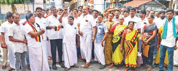 பிரேமலதா முன்னிலையில் தேமுதிக நிர்வாகிகள் ரகளை