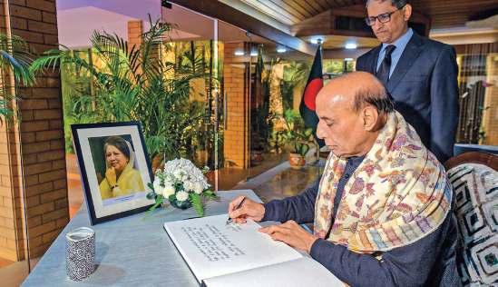 கலிதா ஜியா மறைவுக்கு இரங்கல் வங்கதேச தூதரகத்திற்கு சென்றார் ராஜ்நாத் சிங்