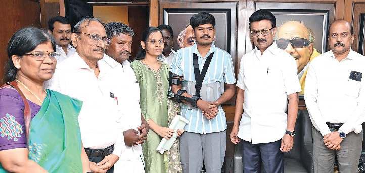 பஹல்காம் தீவிரவாதிகள் தாக்குதலில் குண்டடிப்பட்டு முதல்வர் மு.க.ஸ்டாலின் முயற்சியால் நலம் பெற்ற டாக்டர் பரமேஸ்வரன்