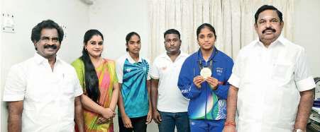 ஆசிய இளையோர் மகளிர் கபடி போட்டி கார்த்திகாவுக்கு சென்னை மாநகராட்சி ரூ.5 லட்சம் பரிசு