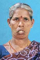 பைக் மீது ஏடிஎம் வாகனம் மோதி தாய், தந்தை, மகன் பலி