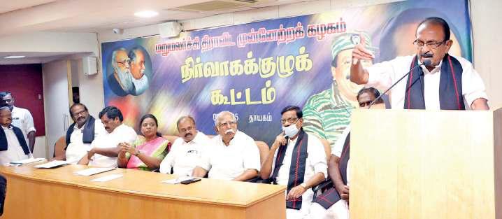 கமல்ஹாசன் பிறந்தநாள்: முதல்வர் வாழ்த்து