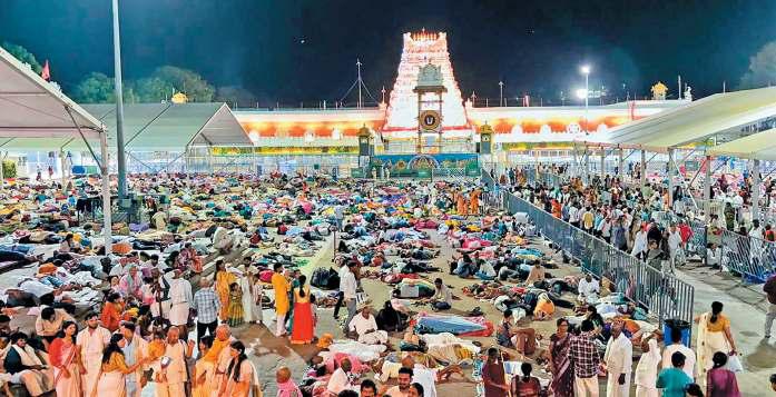 மொகரம் ஊர்வலத்தில் எலி விஷ மாத்திரை விநியோகம்