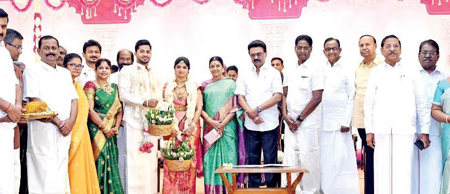 ஆக்ஸ்போர்டு பல்கலையில் பெரியார் படம் திறப்பு... முதல் பக்க தொடர்ச்சி