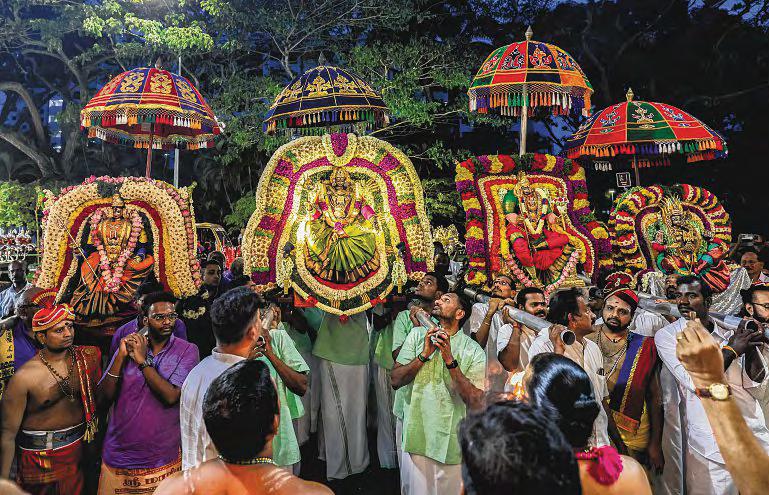 நான்கு தேவிகள் சங்கமித்த விழா