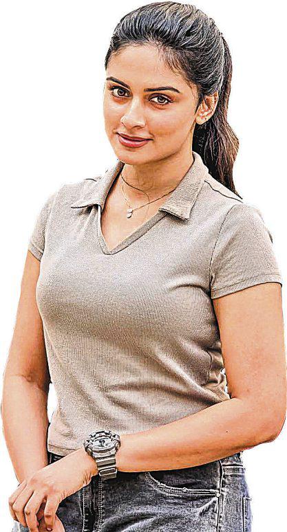 ராணி, இளவரசியாக நடித்து பாராட்டுப் பெற ஆசை: பிரியாலயா