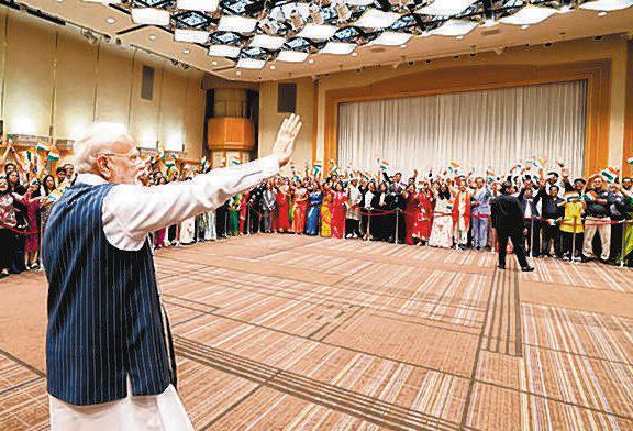 தொழில்நுட்பப் புரட்சி: ஜப்பானுக்கு மோடி அழைப்பு