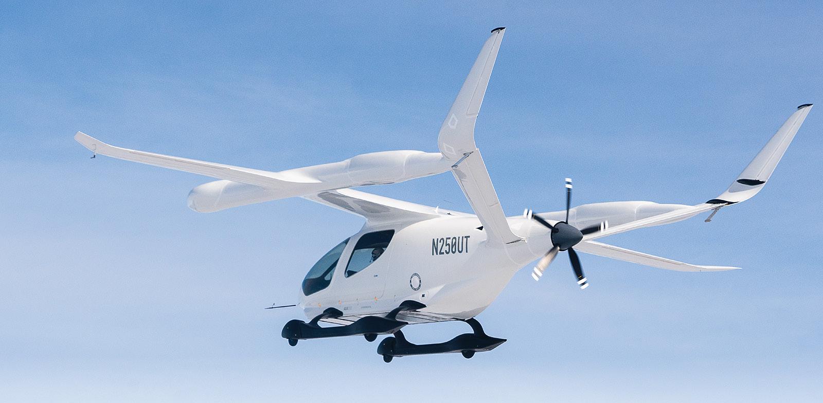 Wings of Change: Electric Airplane Carries 04 Passengers 130 KM for ₹700 in Game-Changing Flight