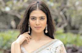 Malavika Mohanan slams male actors for faking feminism: 'They know how to put on the mask of being woke'