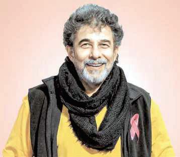 Deepak Tijori to make a comeback as an actor with film Ittar