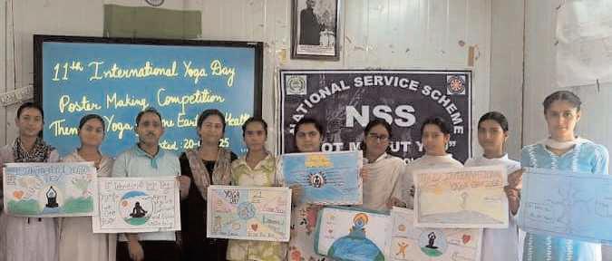 Poster making competition organized by GDC Ramkote to mark Int'l Yoga Day