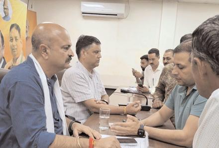 Yudhvir Sethi, Surinder Bhagat holds public darbar at BJP headquarters