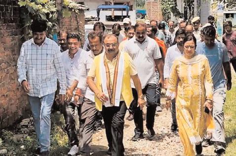 MLA Bahu Ch. Vikram Randhawa Tours Belicharana Area, Addresses Key Public Demands