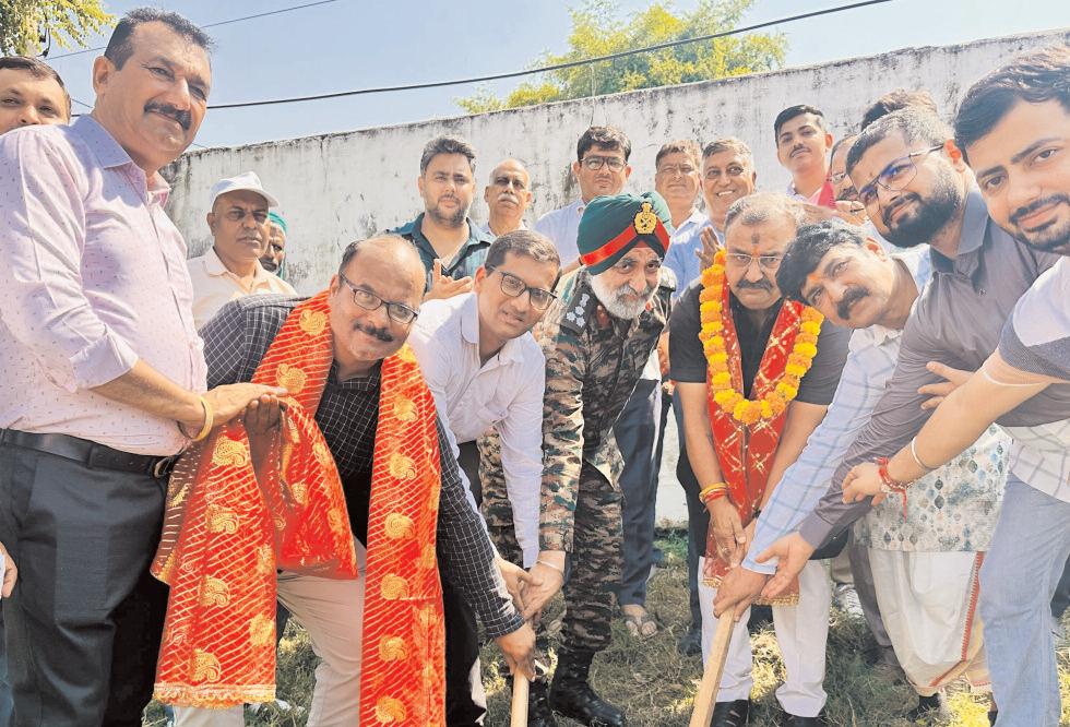 Foundation Stone of AI-Based Aspirational Toilet Block Laid at Sadar Bazar, Satwari