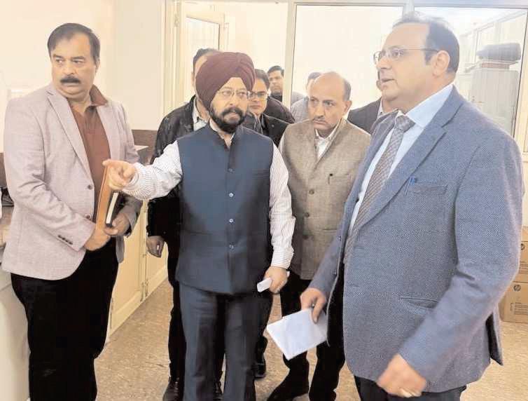 Saurabh Bhagat reviews Legal Metrology labs, calls for modernisation, enhanced mobility services