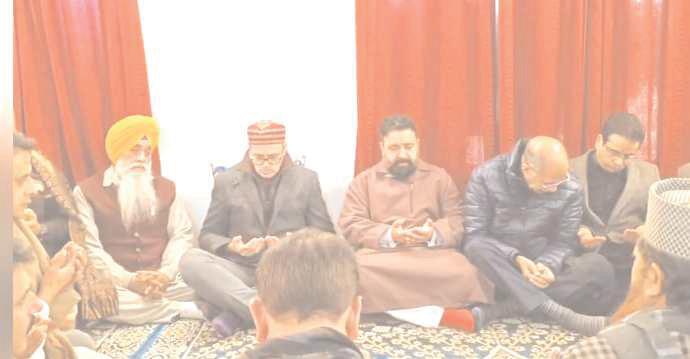 CM Omar Abdullah Visits Poonch to Offer Condolences to MLA Aijaz Jan on His Mother's Demise