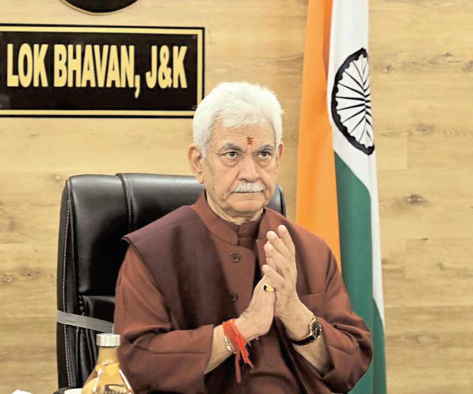 Raksha Mantri Rajnath Singh dedicates BRO's 22 vital infrastructure projects for J&K