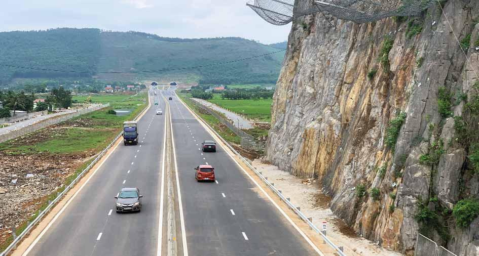 Nóng rẫy cuộc đua mở rộng cao tốc Bắc - Nam phía Đông