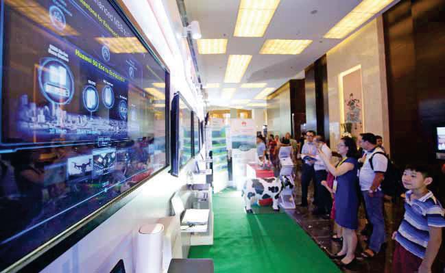 Tăng tốc thương mại hóa, phổ cập 5G