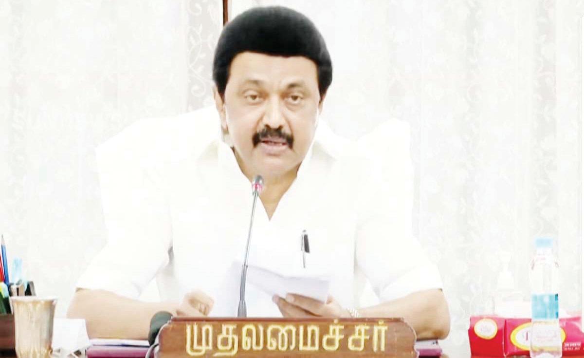 தொழிலாளி குடும்பத்துக்கு அரசு ரூ.10 லட்சம் நிதியுதவி