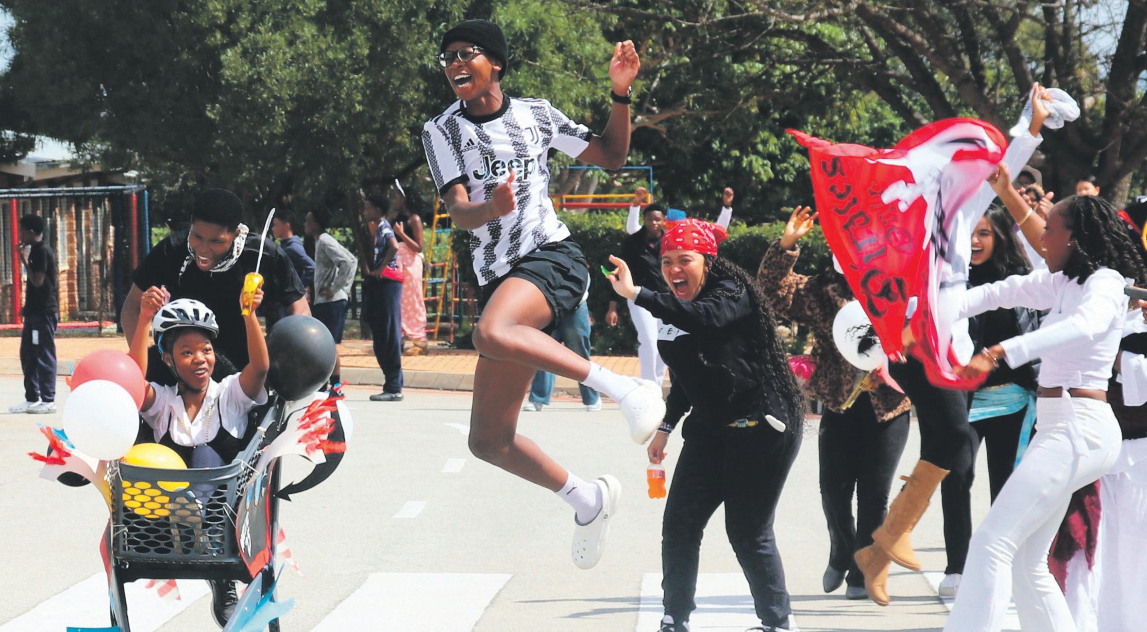 MHouse hosts college trolley race