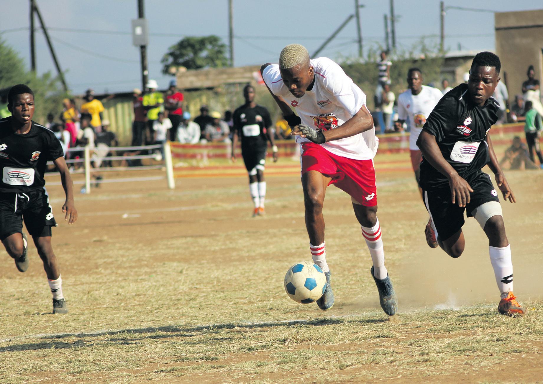 Samsa FC take home winning trophy as Talelani Liguluvhe champs