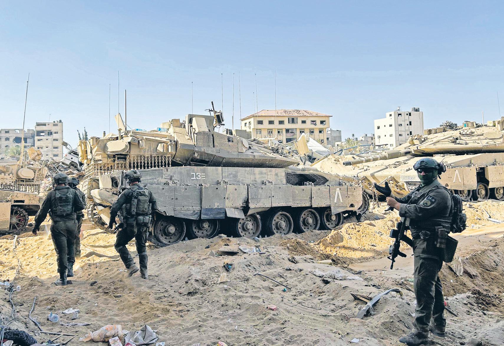 Hospital Is at Center of Hamas Fight With Rivals