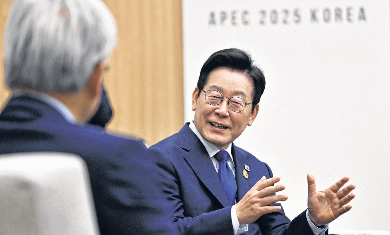 More Countries Work To Build 'Sovereign Al'