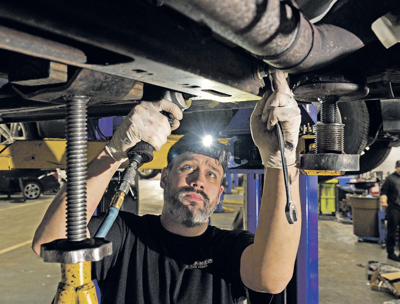 Ford Is Struggling to Fill Six-Figure Mechanic Jobs