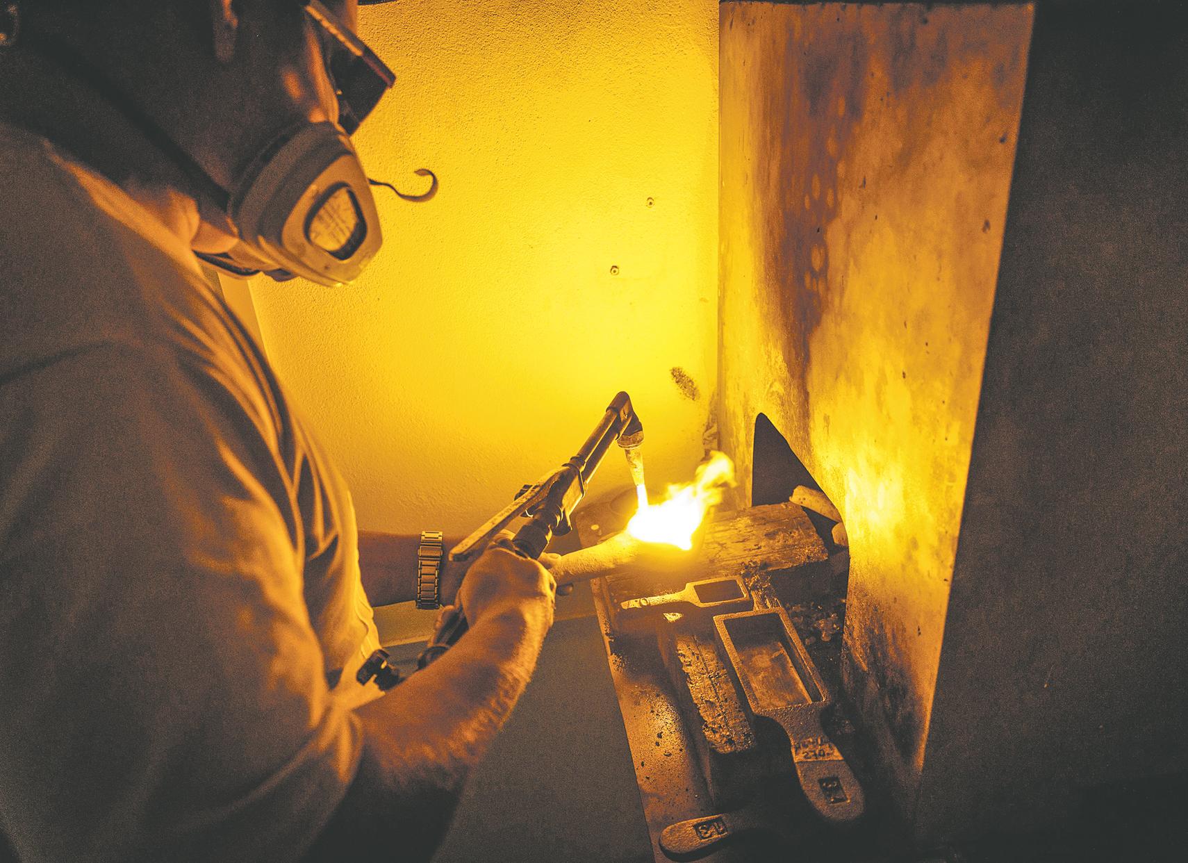 Venezuela Militias Control Mineral Riches