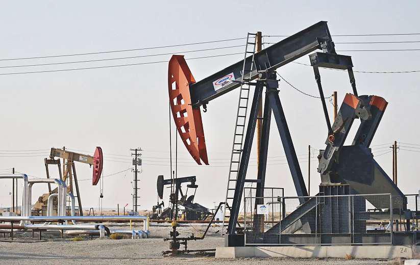 Oil prices could sink below $40 under 'extreme' conditions