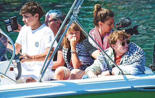 Israel wows to stop aid vessel from breaking Gaza blockade