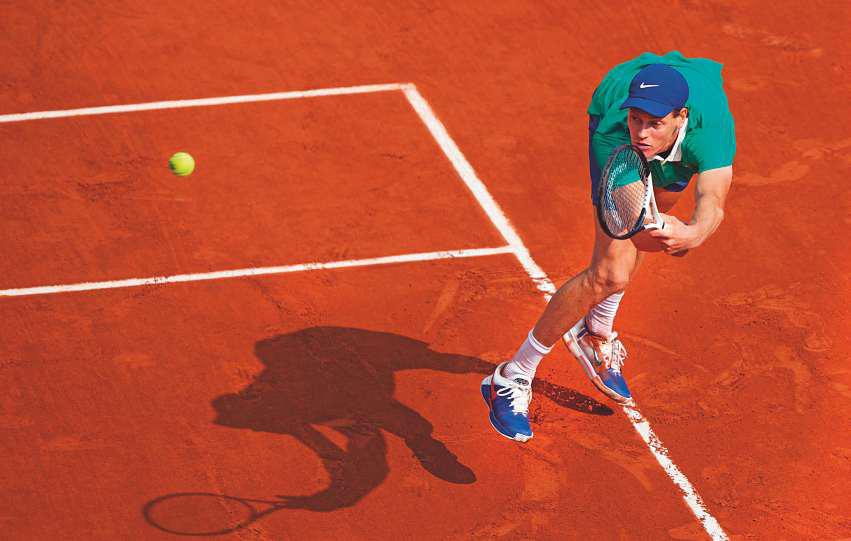 DJOKOVIC MAKES AN EMOTIONAL EXIT