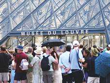 Overwhelmed and understaffed, the Louvre shuts its doors