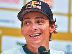 Duplantis says vaulting 6.40m is within reach