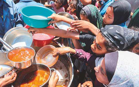 UN condemns 'weaponisation of food' in Gaza as a war crime