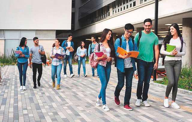 Indians top Dubai population of higher education students