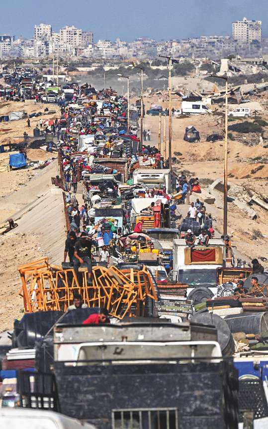 Israel pushes deeper into Gaza City's populated areas