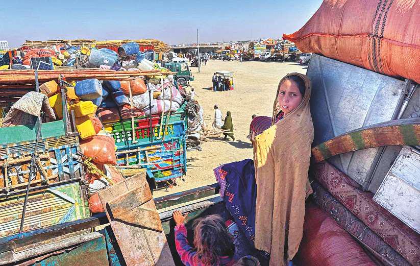 Pakistan, Afghanistan claim gains amid border clashes