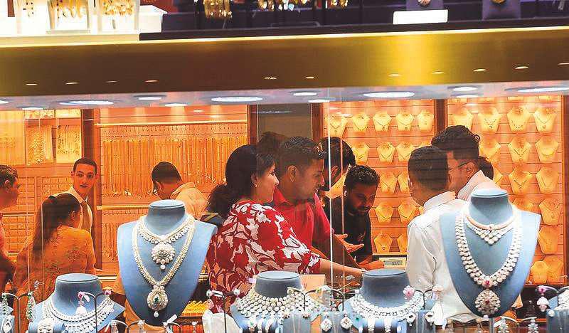 Gold steady in Dubai as global rally cools after steep sell-off