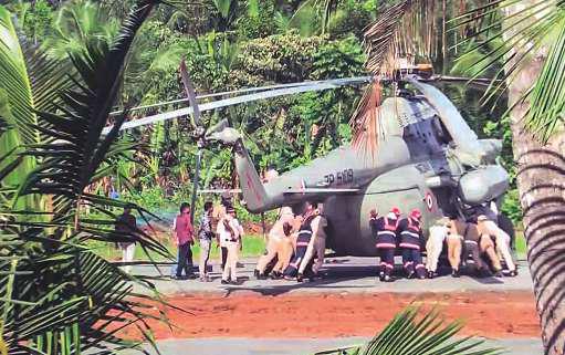 Kerala helipad tarmac sinks after president’s chopper touches land