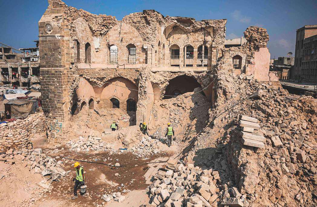 Gazans begin restoration of war-ravaged fortress